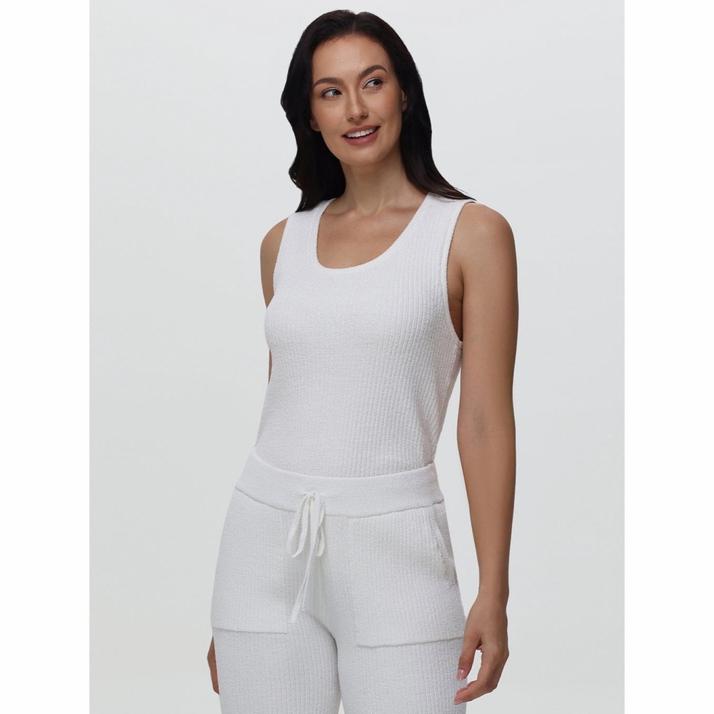 Cozy Ribbed Tank Top - Picture 3 of 12